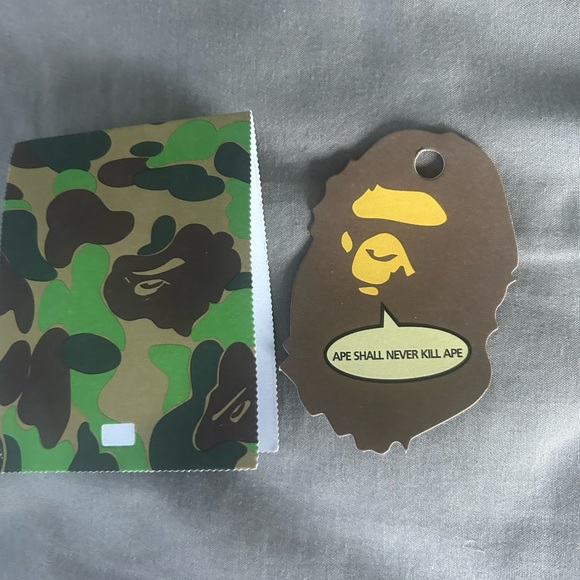 2022
BAPE Bicolor Big Ape Head Tee
'Black' - Picture 6 of 7
